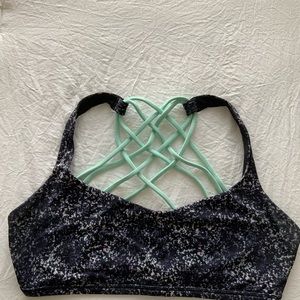 Lululemon Free to Be Wild sz 10 Multi color